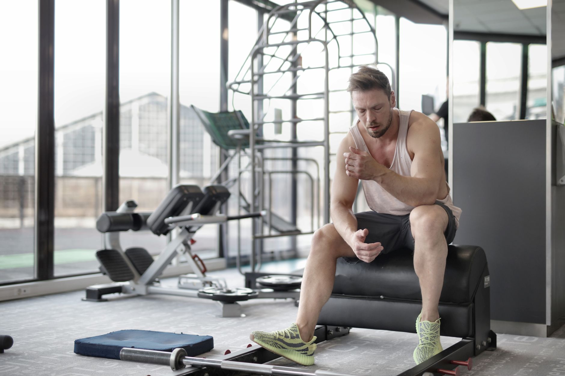 Dlaczego mięśnie bolą dzień po treningu? DOMS bez mitów